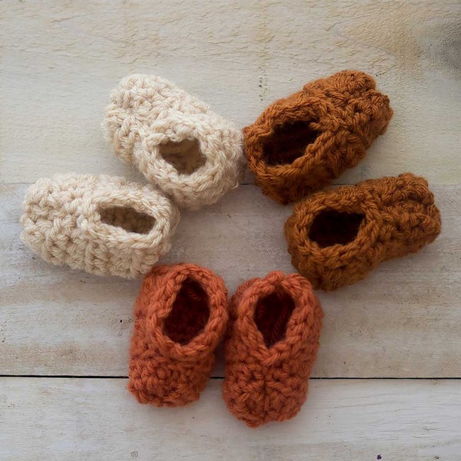 Super Easy Crochet Baby Booties