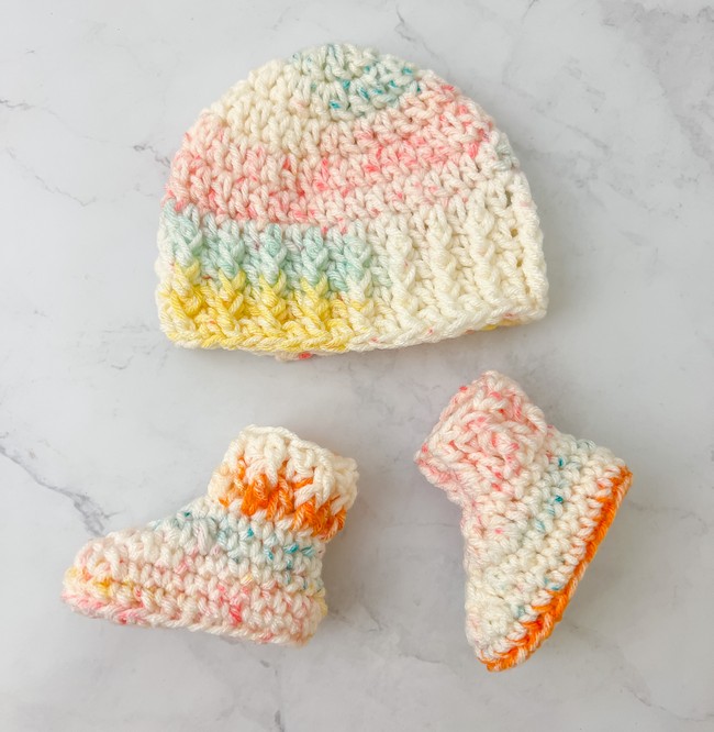 Newborn Hat and Booties