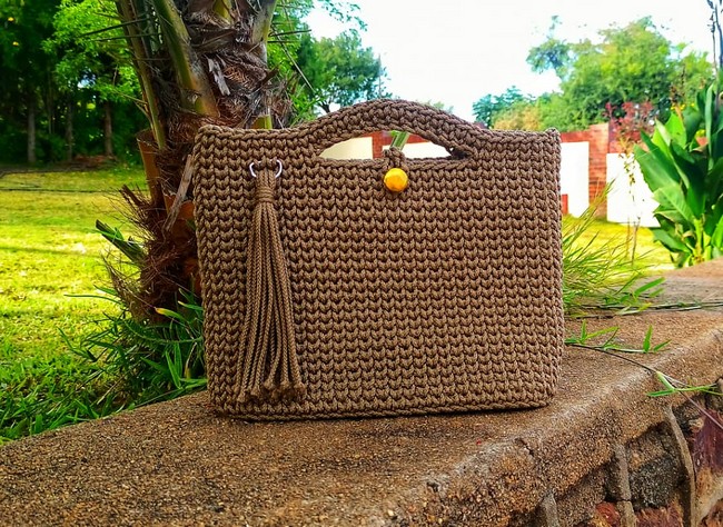 The Chic Classic handbag