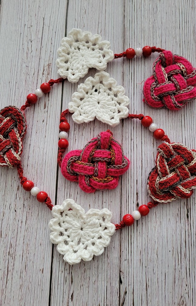 Celtic Heart Garland