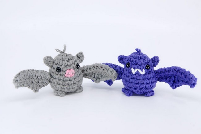 Hanging Bat Amigurumi