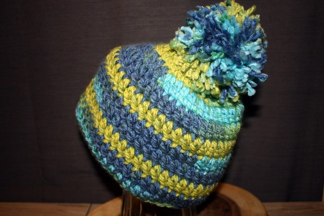 Simple Mens Beanie with Pom Pom