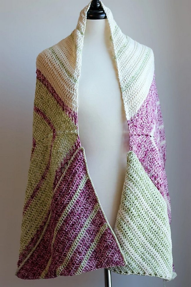 Crochet Bring Back Spring Pocket Scarf Pattern