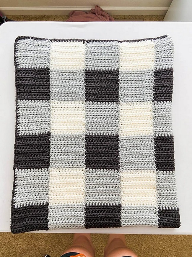 Crochet Cheaters Gingham Blanket Pattern