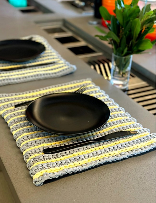 Crochet Classic Placemats Pattern