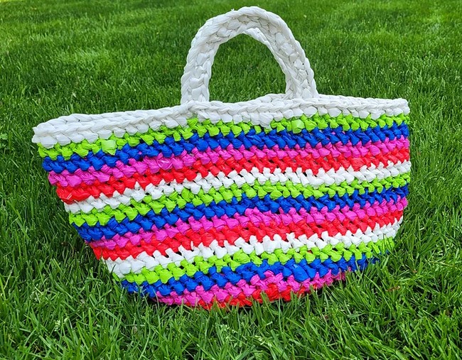 Crochet Colorful Beach Tote Pattern