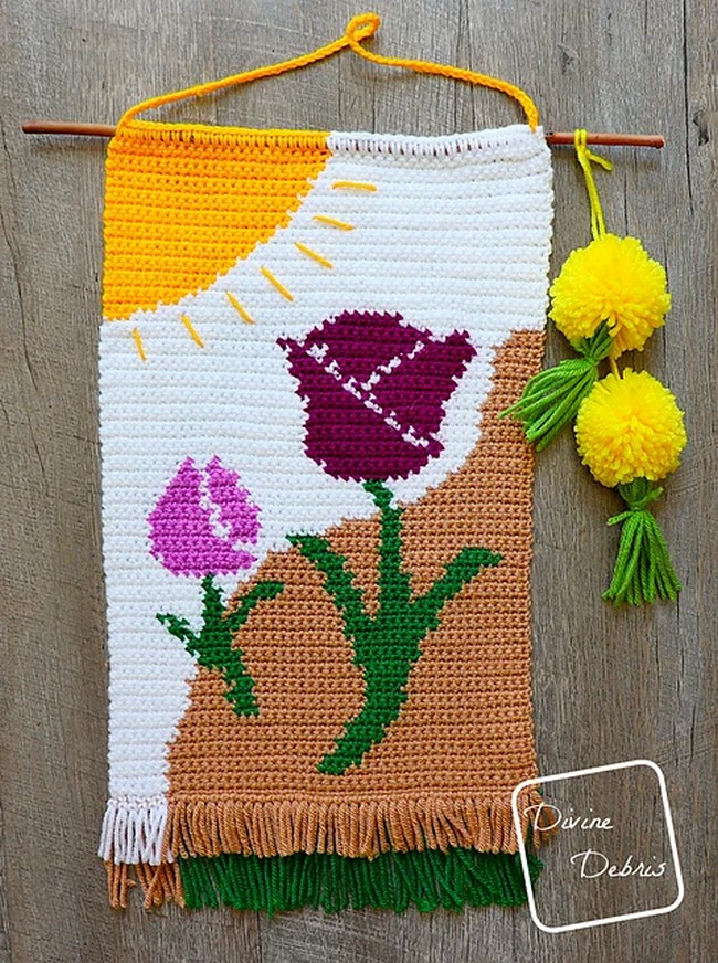 Crochet Cute Tulips Wall Hanging Pattern