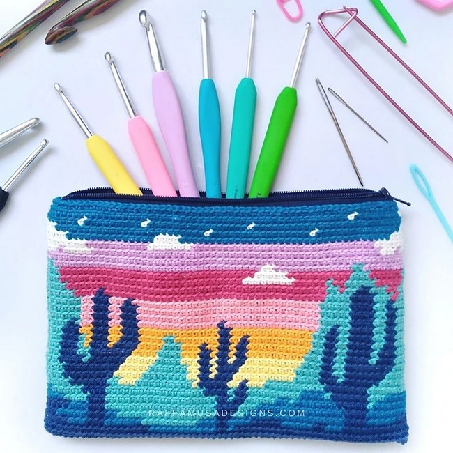 Crochet Desert Cacti Pouch Pattern