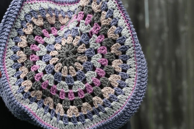 Crochet Granny Circle Shoulder Bag Pattern