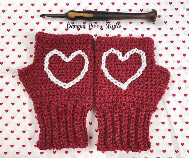 Crochet Helena Heart Mitts Pattern