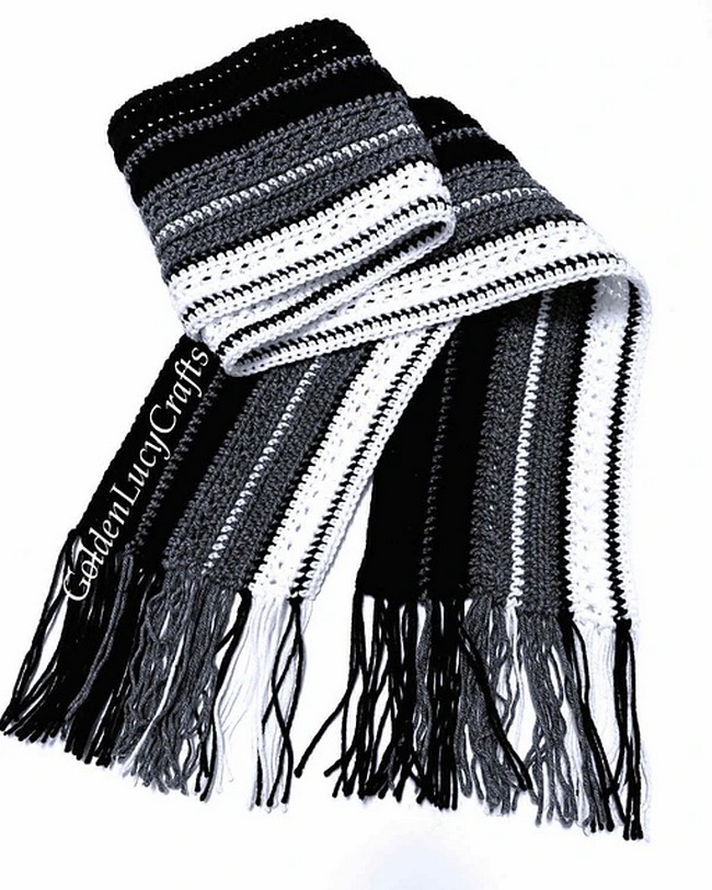 Crochet Monochromatic Men's Scarf Pattern