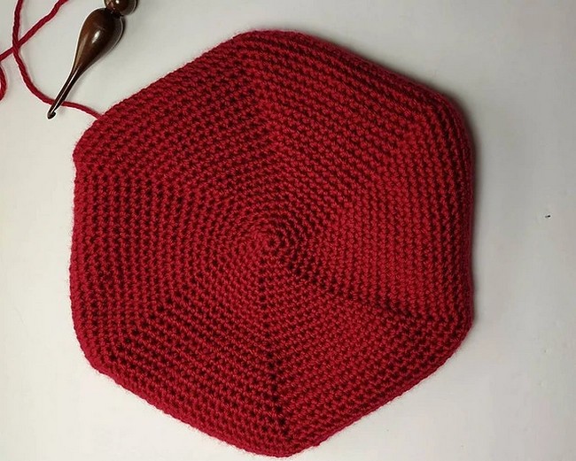 Crochet Raspberry Beret Pattern