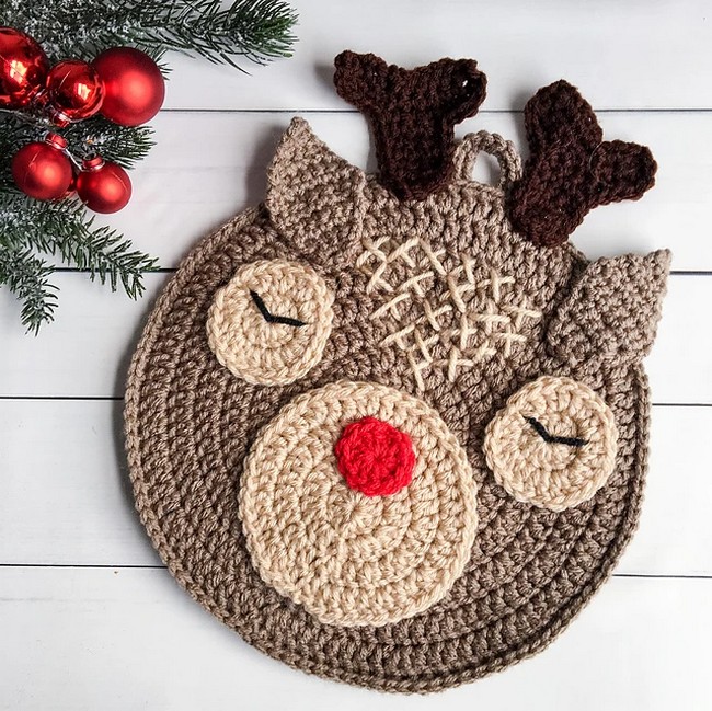 Crochet Reindeer Hot Pad Pattern