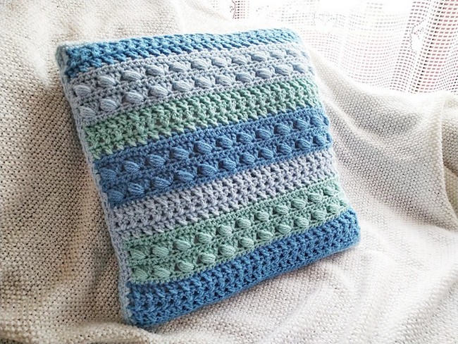 Crochet Snowberry Cushion Cover Pattern