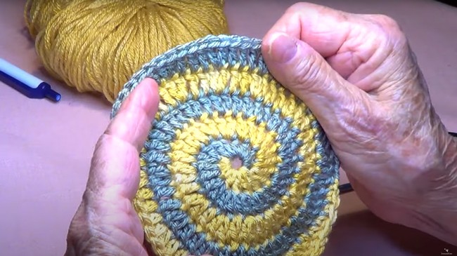 Crochet Spiral Coaster