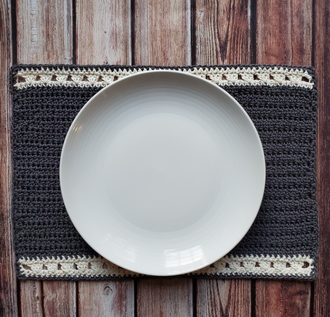 Crochet Two-tone Cotton Placemat Pattern 