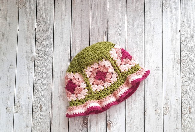 Granny Squares & Stripes Bucket Hat