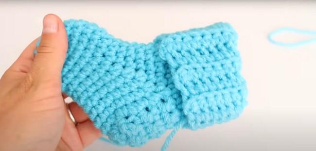 How To Crochet Easy & Fast Baby Socks