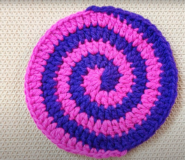  How To Make A Solid Two Color Spiral Crochet Circle