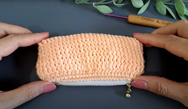 crochet mini coin purse with zipper