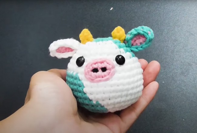 Amigurumi Cow Crochet Pattern