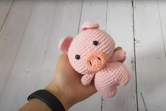 Amigurumi Pig Crochet Pattern