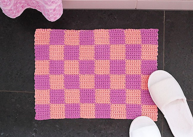 Crochet Checkered Bath Mat Pattern