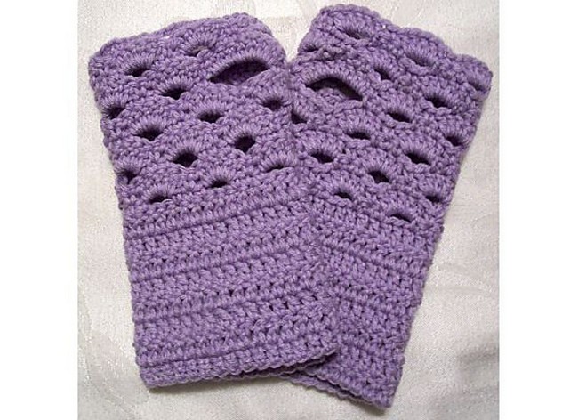 Crochet Fan Edged Armwarmers Pattern