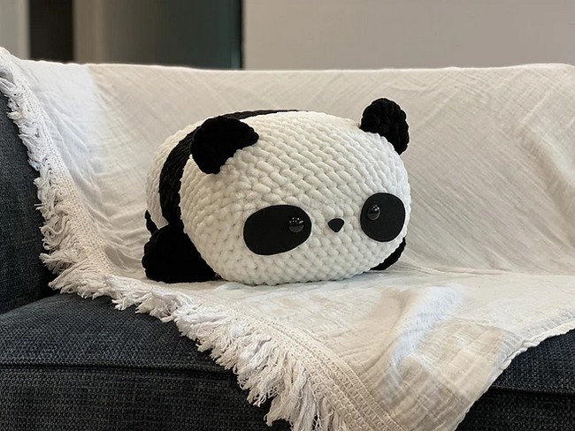 Crochet Giant Panda Pattern 