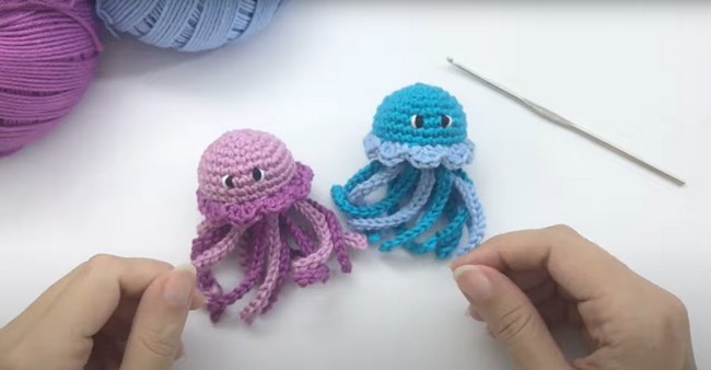 Crochet Jellyfish amigurumi