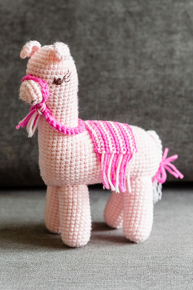 Crochet Llama With Saddle Pattern