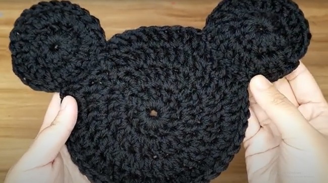 Crochet Mickey Mouse Coaster