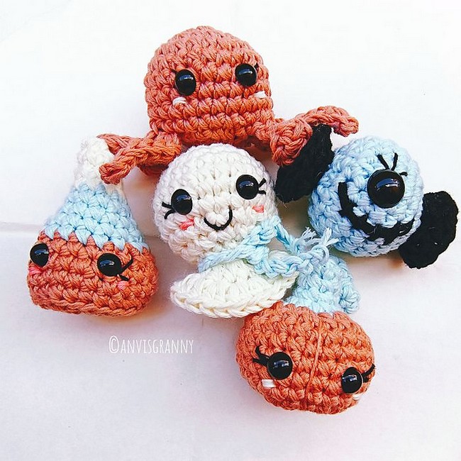 Crochet Mini Halloween Keychains Pattern