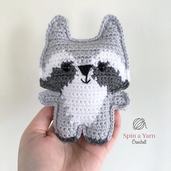 Crochet Pocket Raccoon Pattern