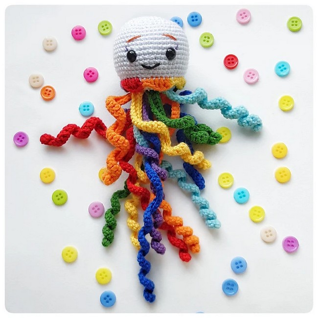 Crochet Rainbow Jellyfish Pattern 