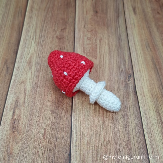 Crochet Toadstool Amigurumi Pattern