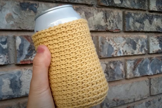 Easy Crochet Can Cozy