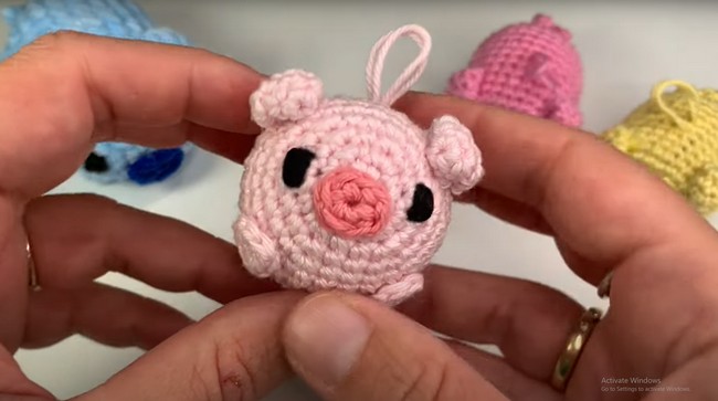 How To Crochet A Cute Pig Amigurumi Toy Keychain Tutorial 