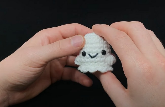 How To Crochet Ghosts