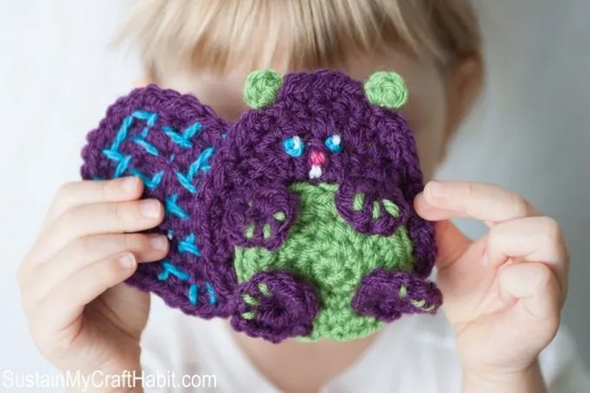 Baby Beaver Crochet Applique Pattern