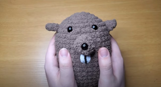 Benjamin The Beaver Amigurumi Crochet Tutorial