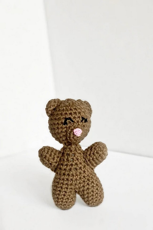 Crochet Donnie The Squirrel Pattern