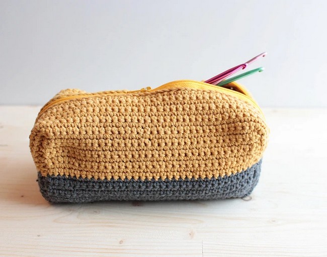 Crochet Easy Pencil Case Pattern