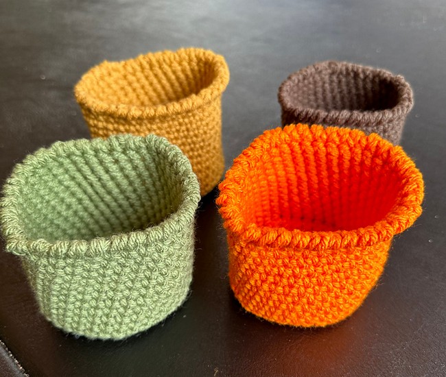 Crochet Fall Mini Baskets Pattern