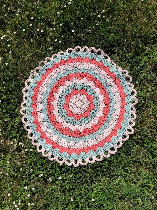 Crochet Flower Meadow Throw Pattern