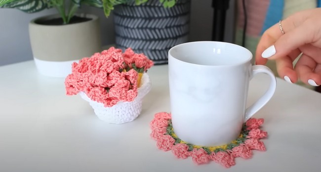 Crochet Flower Pot That Turns Into Coasters