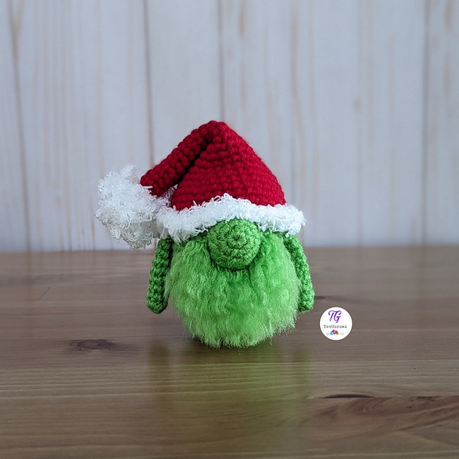 Crochet Grinch Gnome Amigurumi Pattern