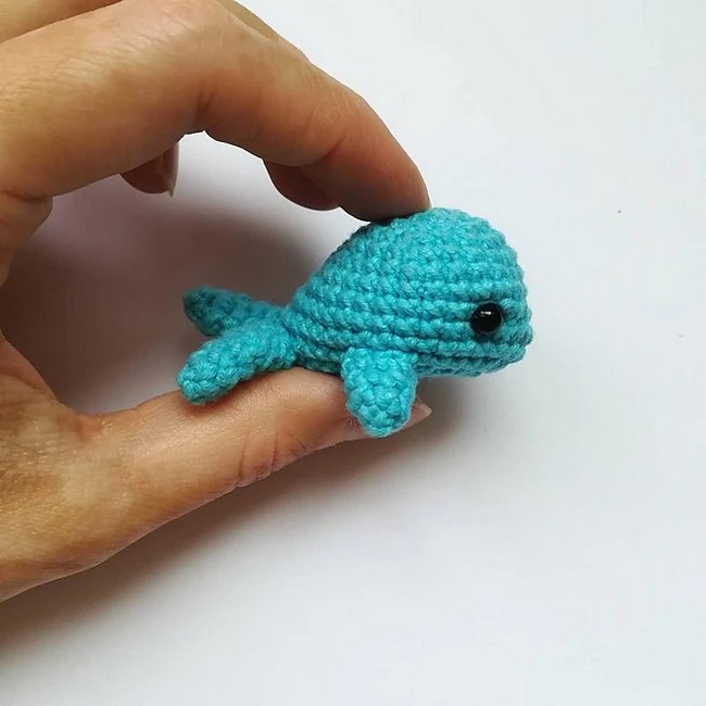 Crochet Mini Whale Or Dolphin Pattern