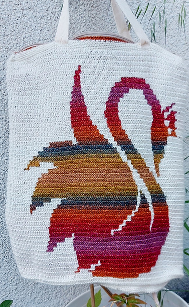 Crochet Mosaic Swan Pattern