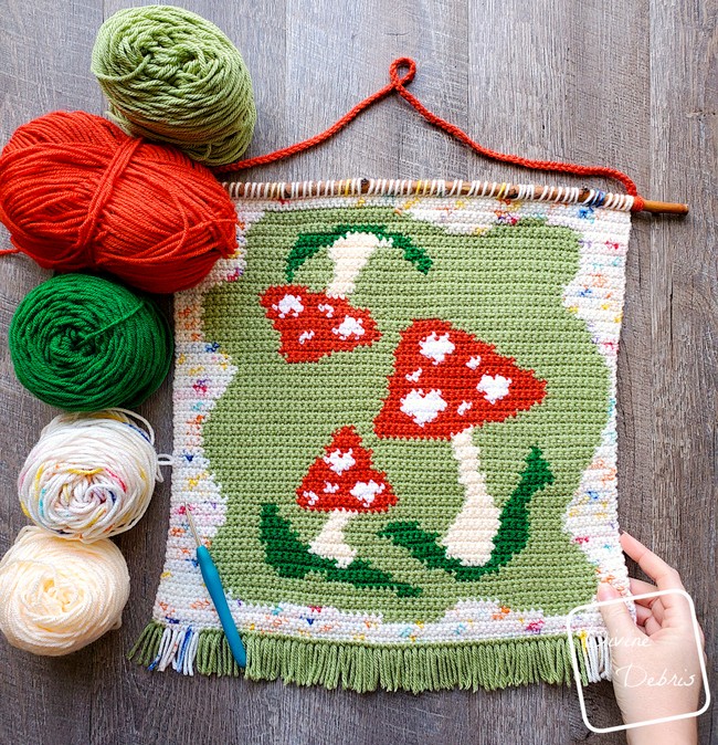 Crochet Mushroom Love Wall Hanging Pattern 